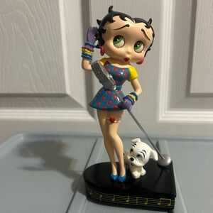 Figurine